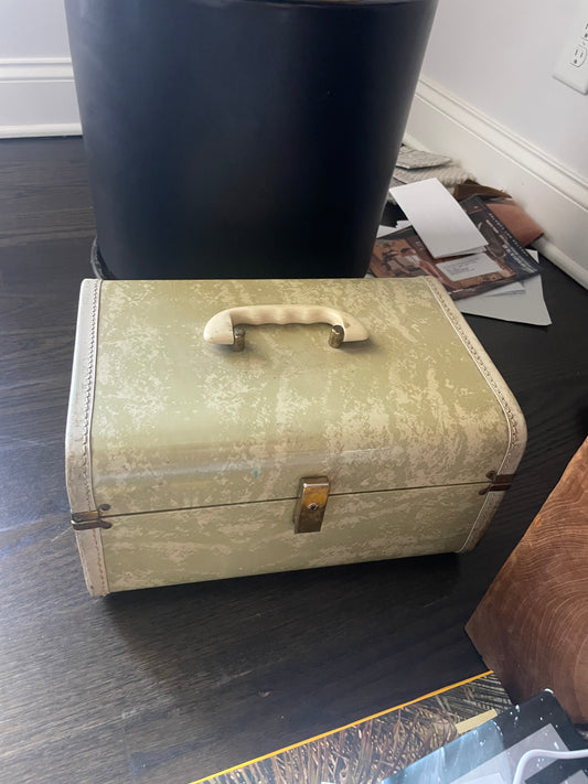 Maxonite by Maximillian Vintage Suitcase
